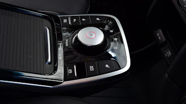 Kia e-Niro - centre console