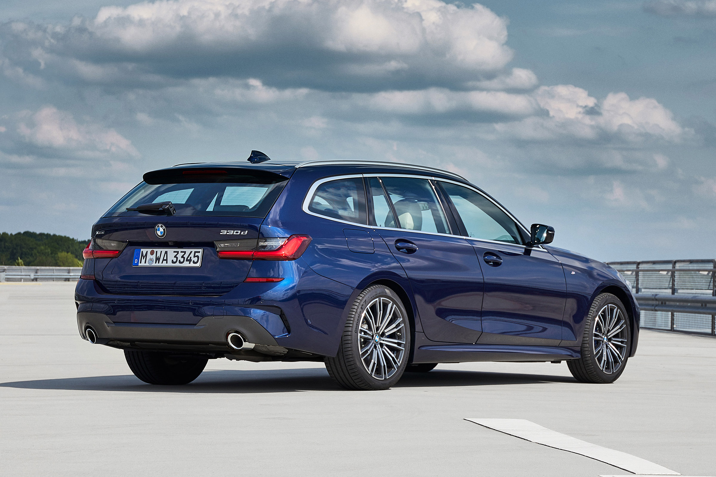 BMW 3 Series Touring - rear static