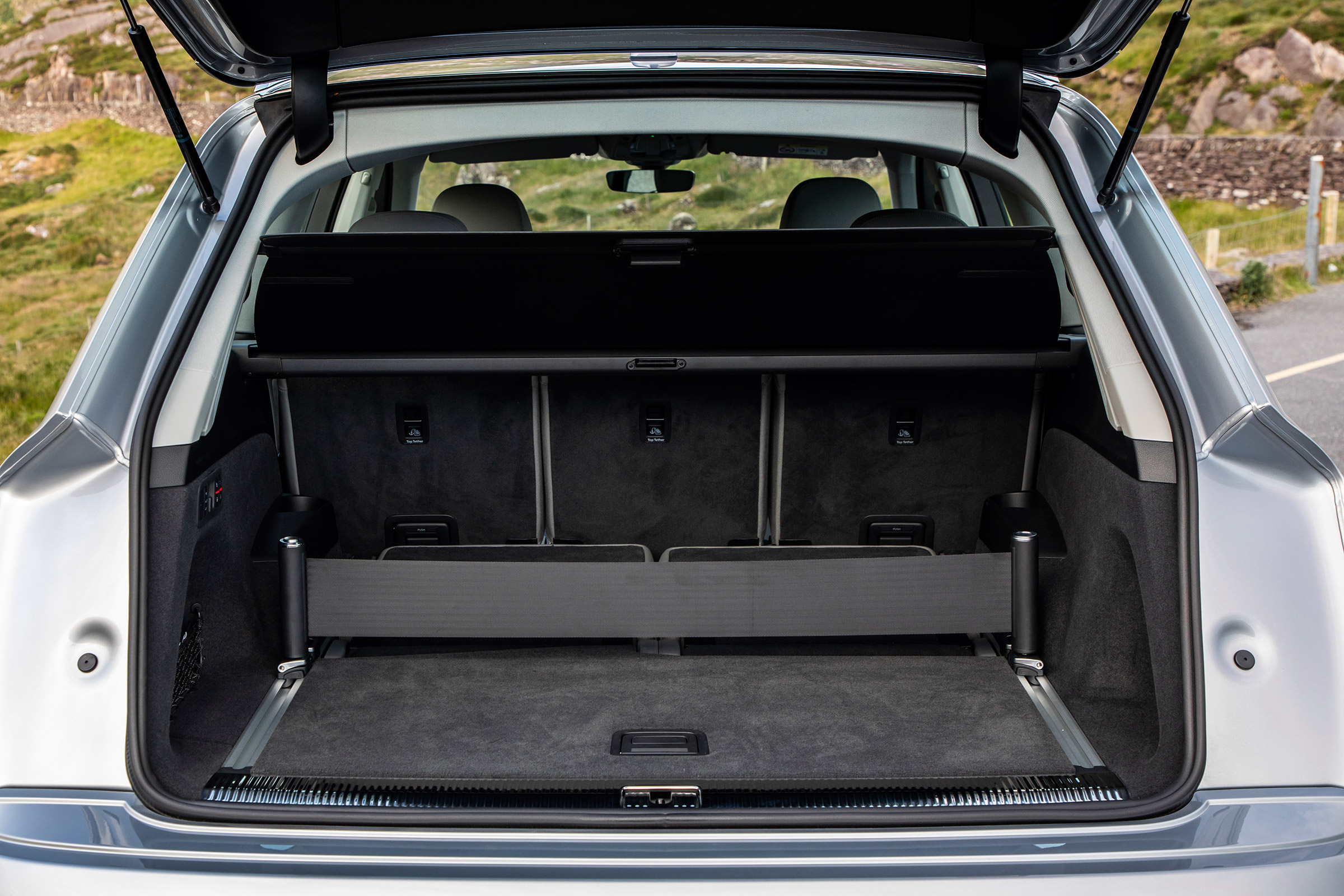 Audi Q7 - boot