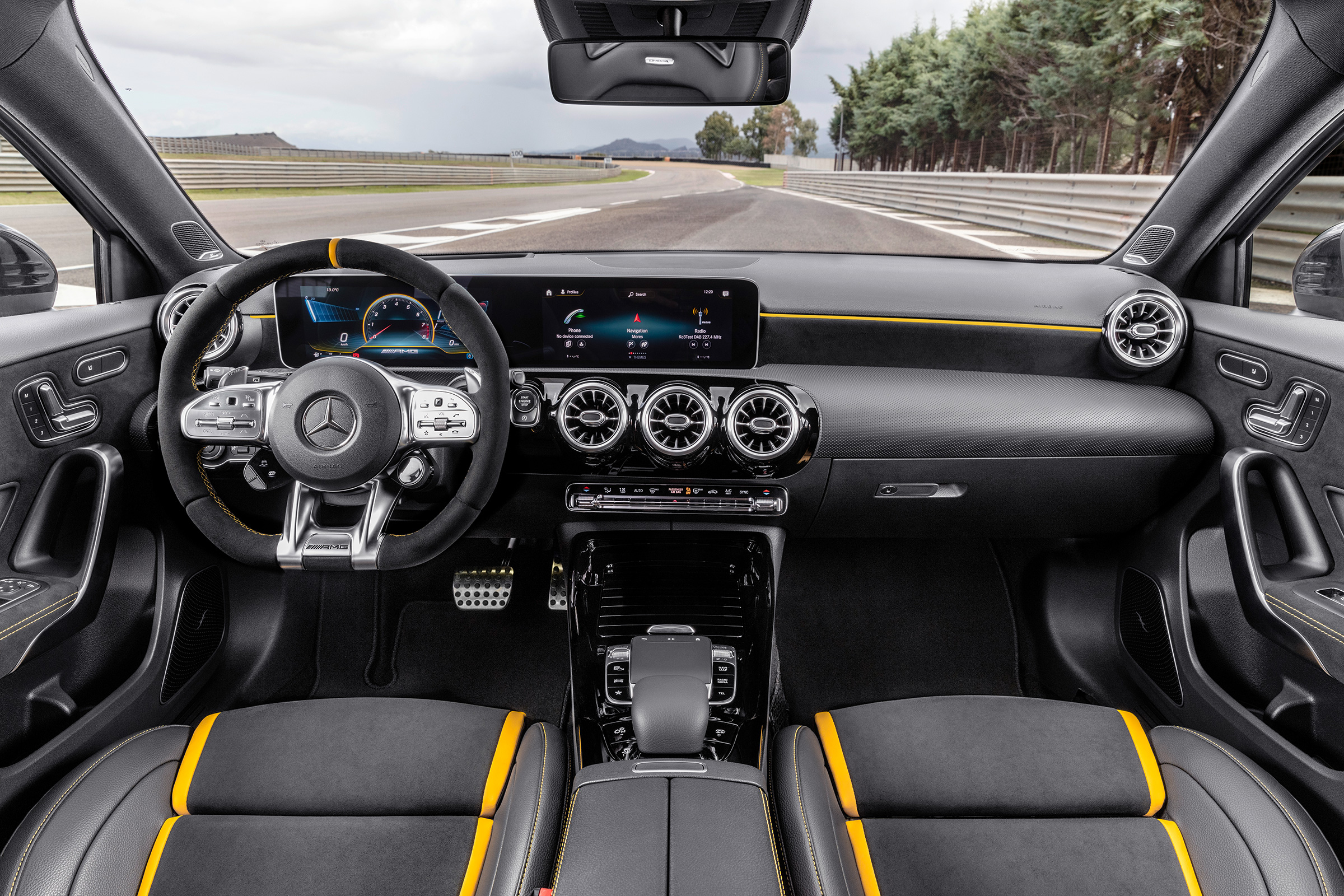 Mercedes-AMG A45 2019 interior