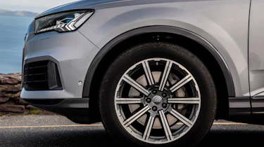 Audi Q7 - wheel