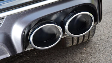 Audi S6 Avant - exhausts