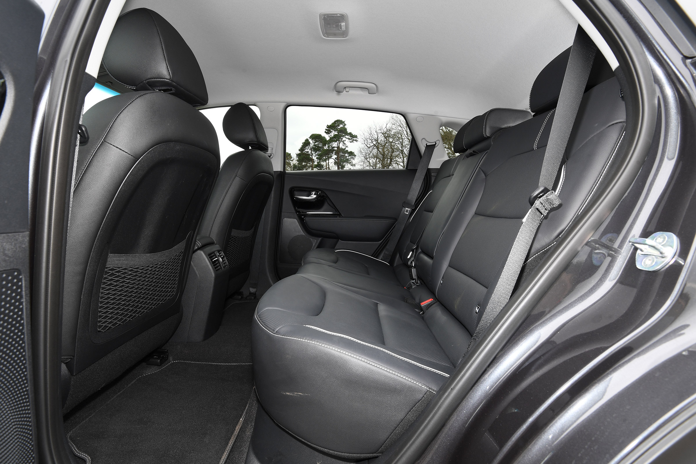 Kia e-Niro - rear seats