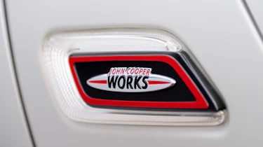 MINI Clubman JCW - side JCW badge