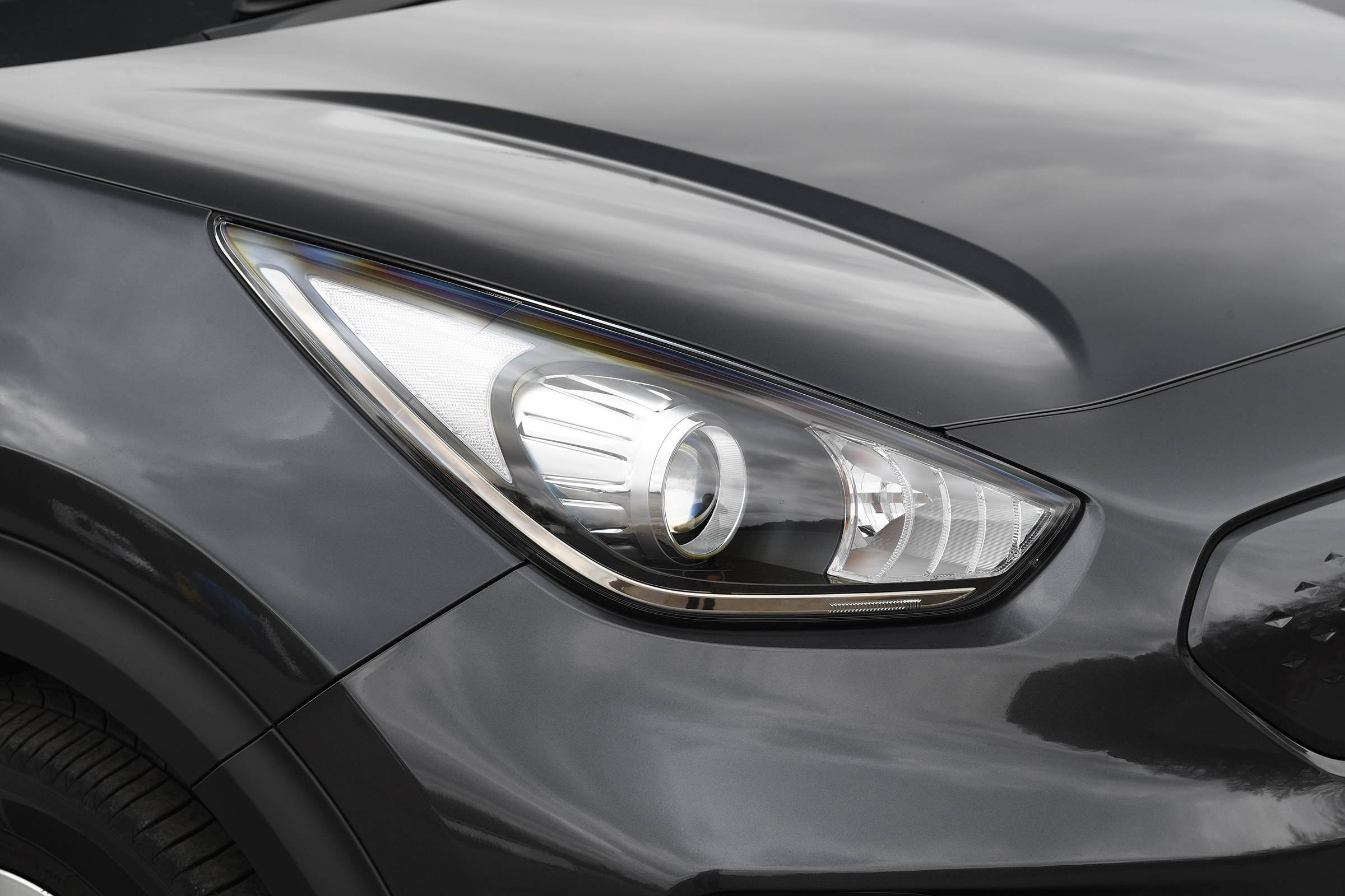 Kia e-Niro - front light