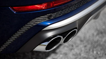 Audi SQ8 - exhausts