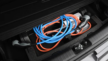 Kia e-Niro - cables
