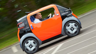 Citroen AMIone James Brodie driving