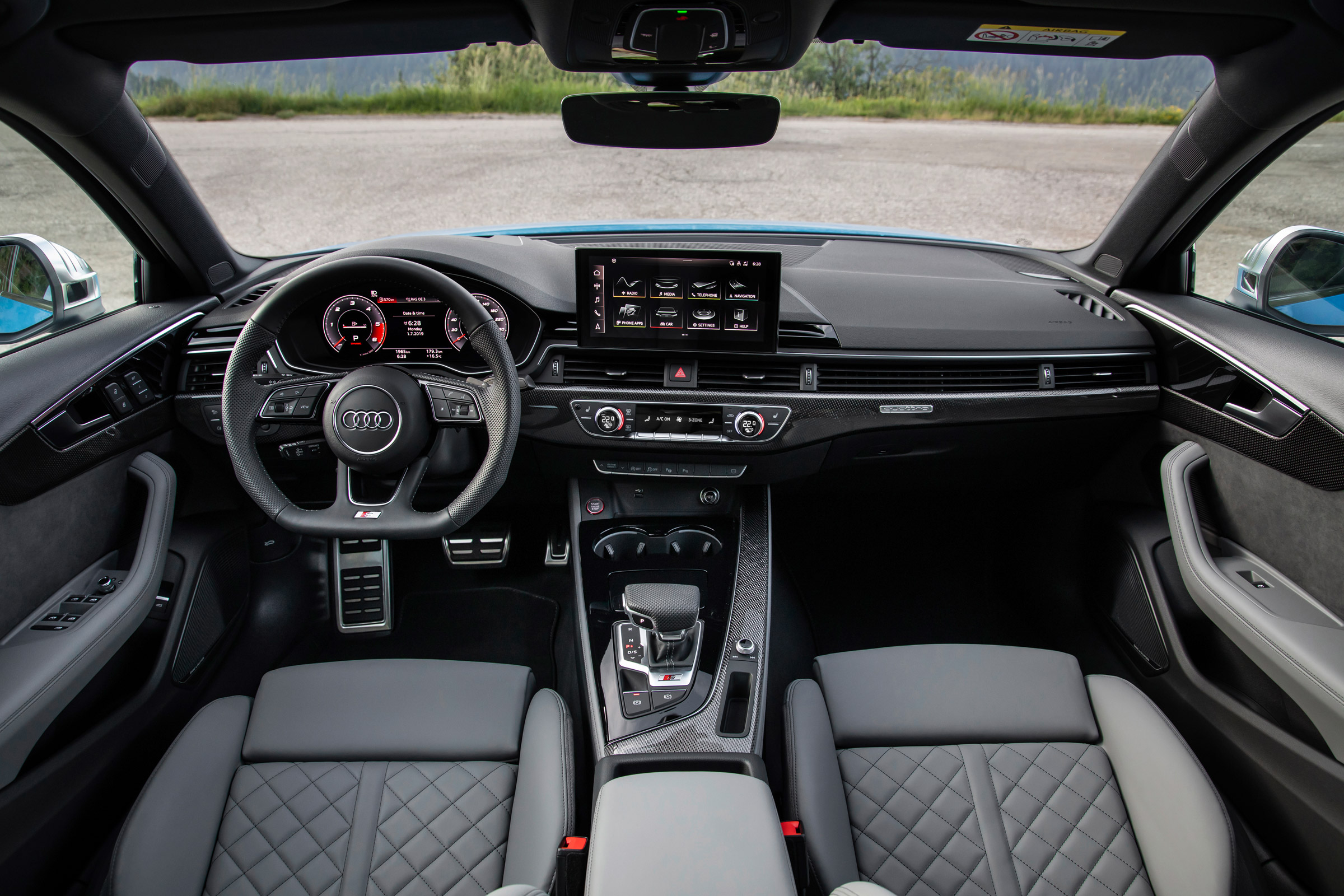 2019 Audi S4 saloon cabin