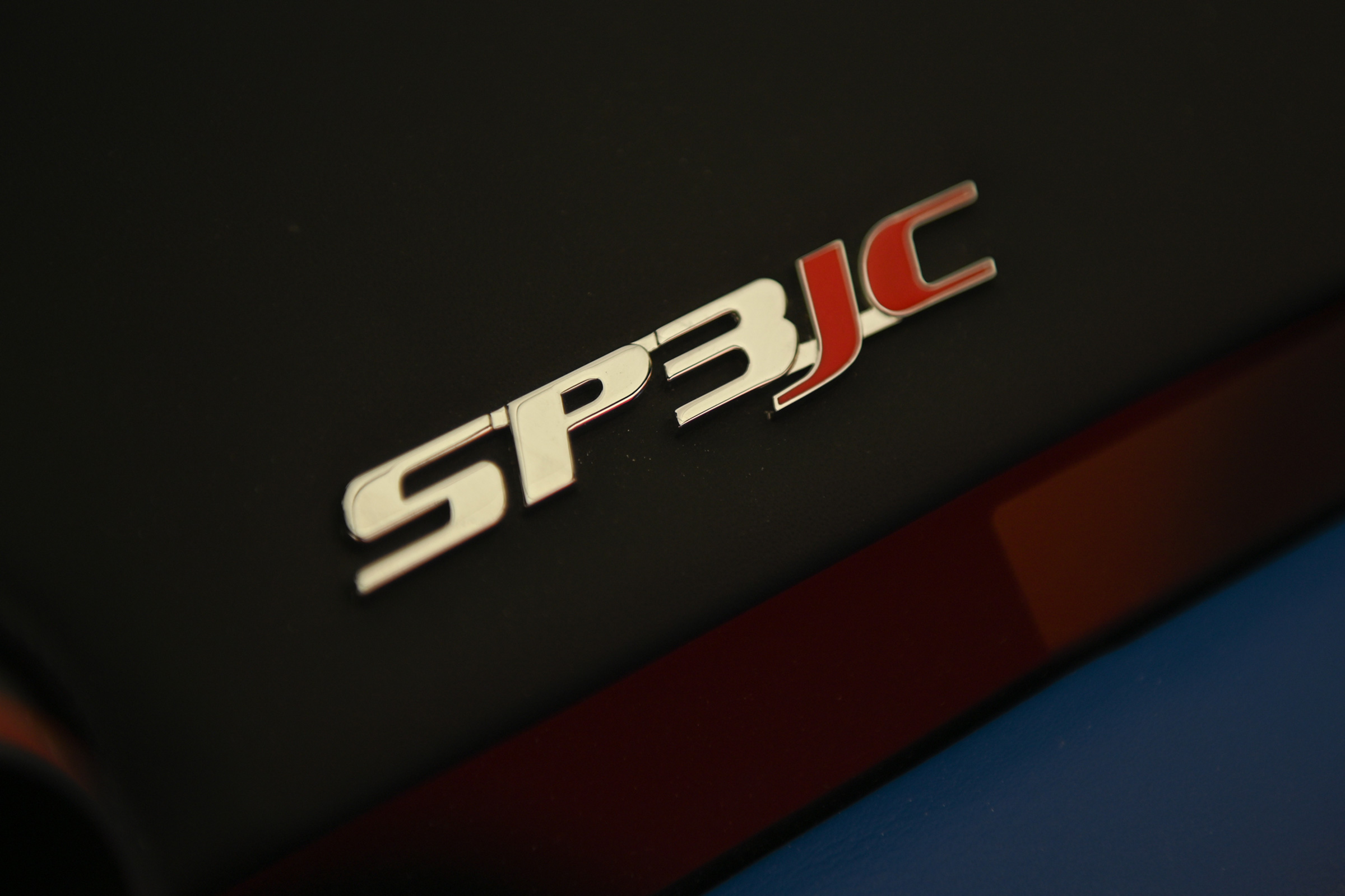 Ferrari SP3JC - badge Goodwood 2019