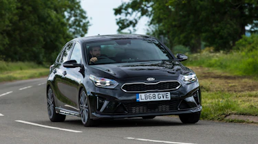 Kia Ceed front cornering