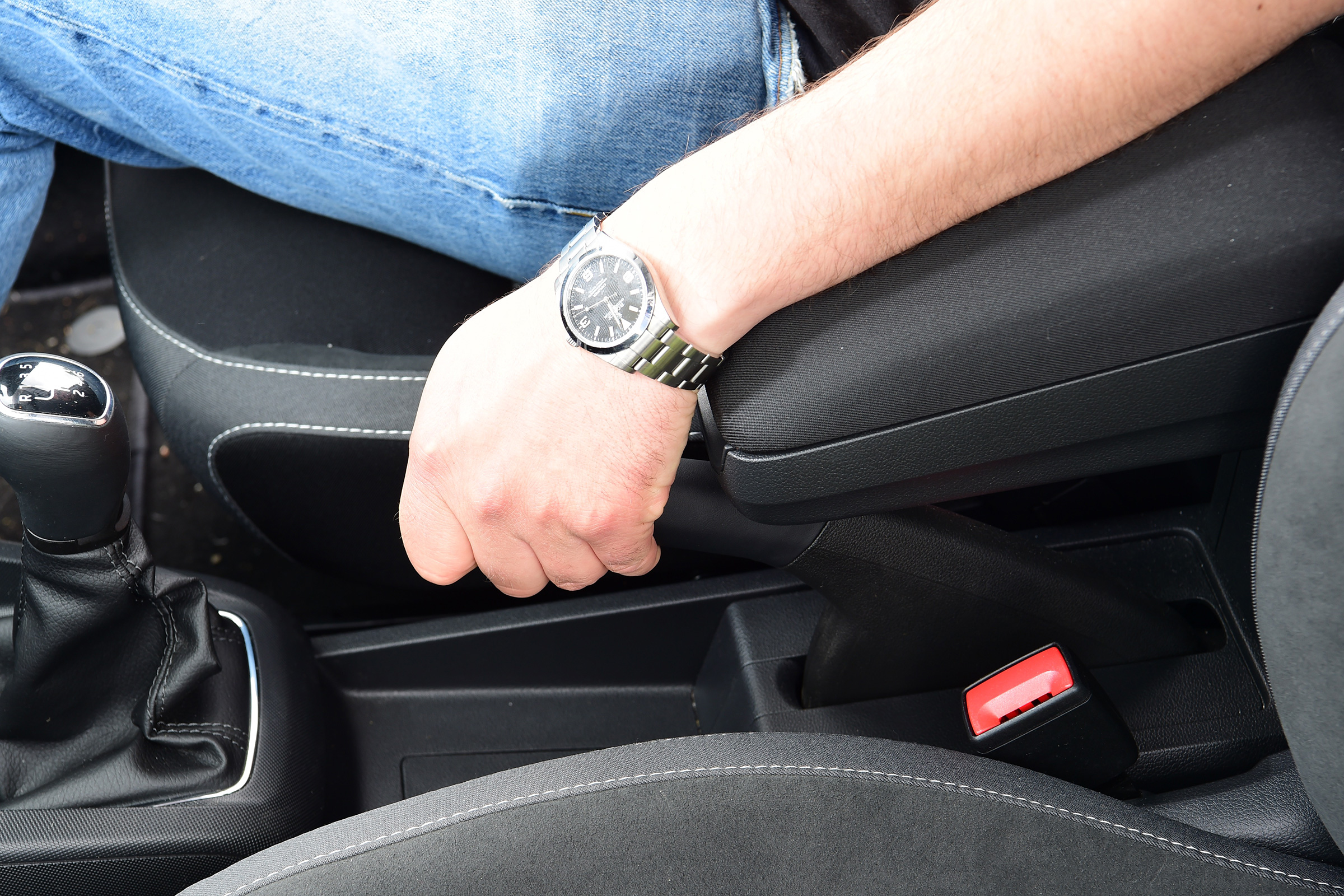 Skoda Fabia SE L: long-term test review - armrest