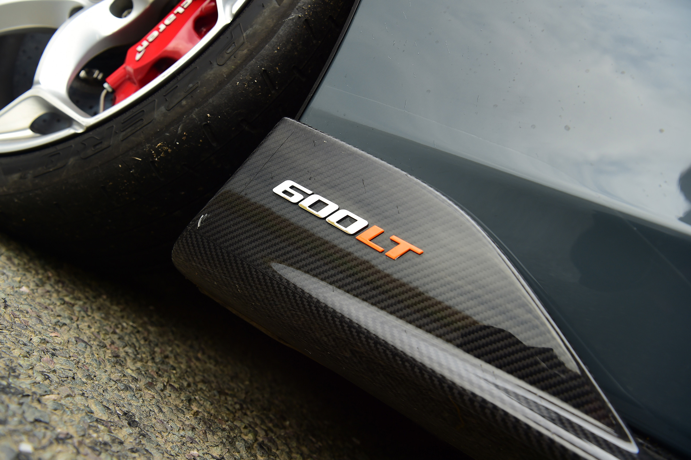 McLaren 600LT Spider - badge