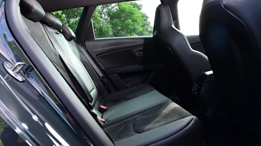 SEAT Leon Cupra R ST ABT - rear seats