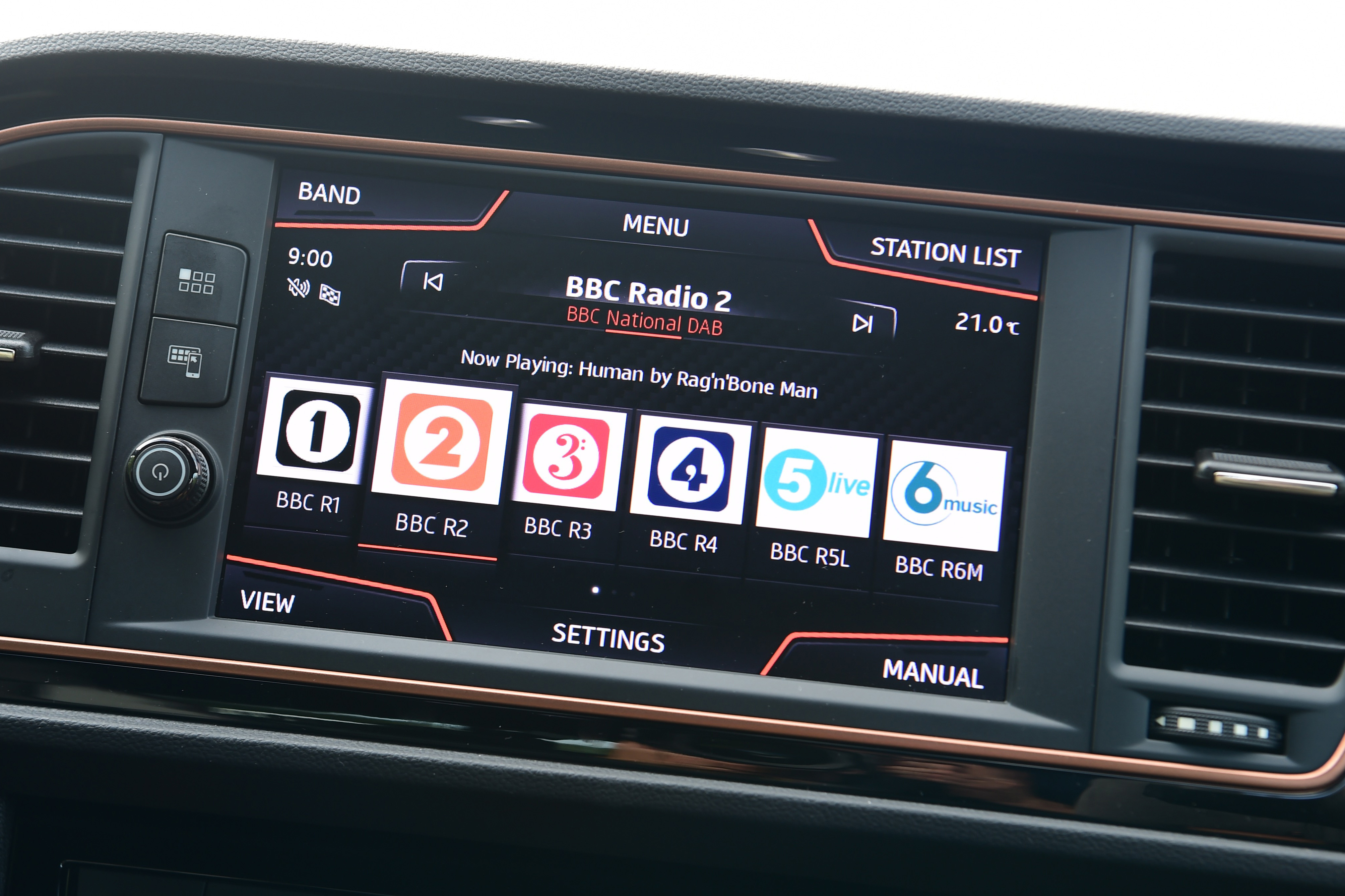 SEAT Leon Cupra R ST ABT - screen
