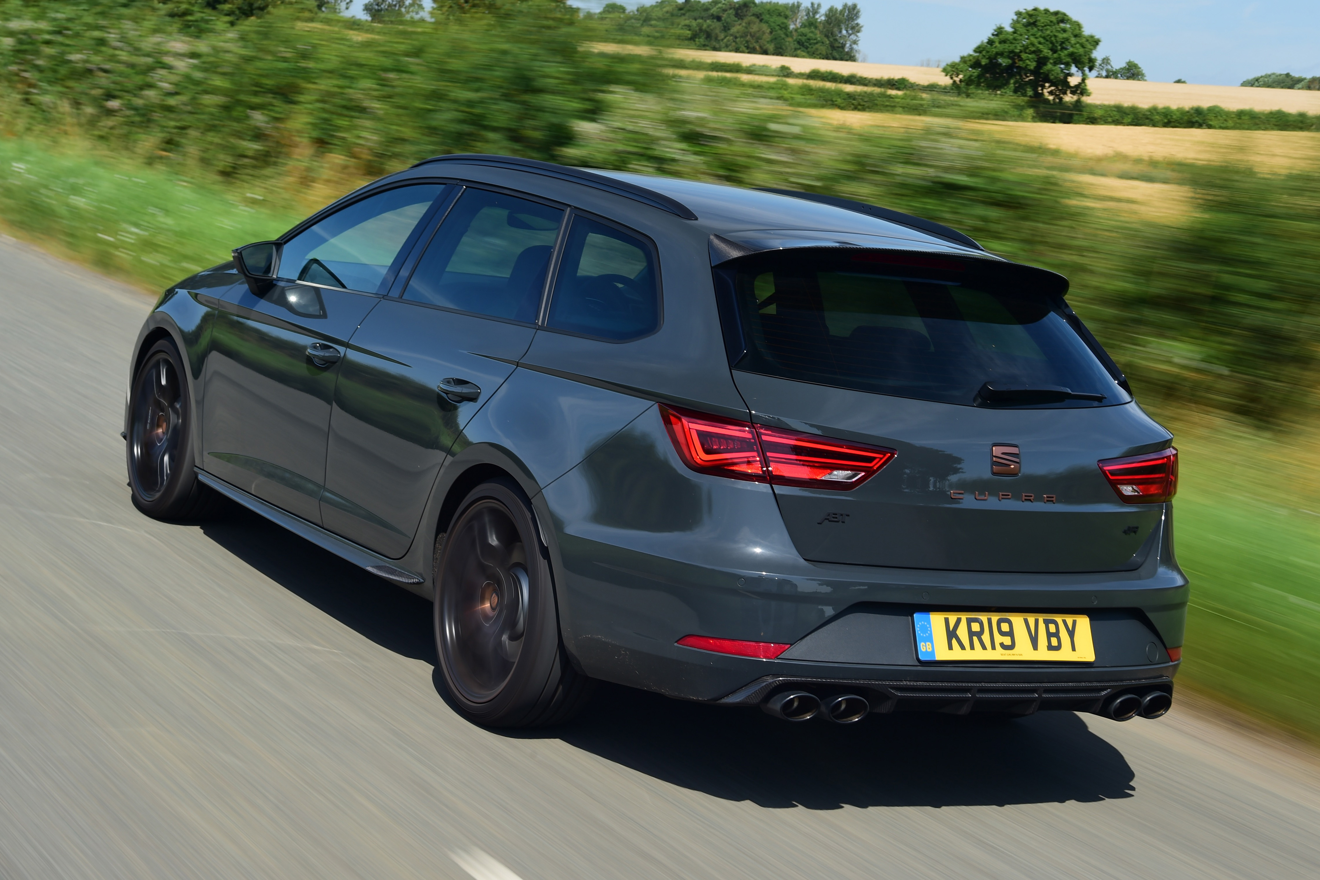 SEAT Leon Cupra R ST ABT - rear tracking
