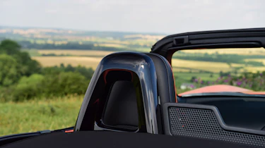 Mazda MX-5 30th Anniversary - rollover hoop