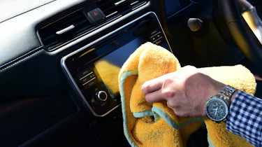Nissan Leaf long termer dirty screen