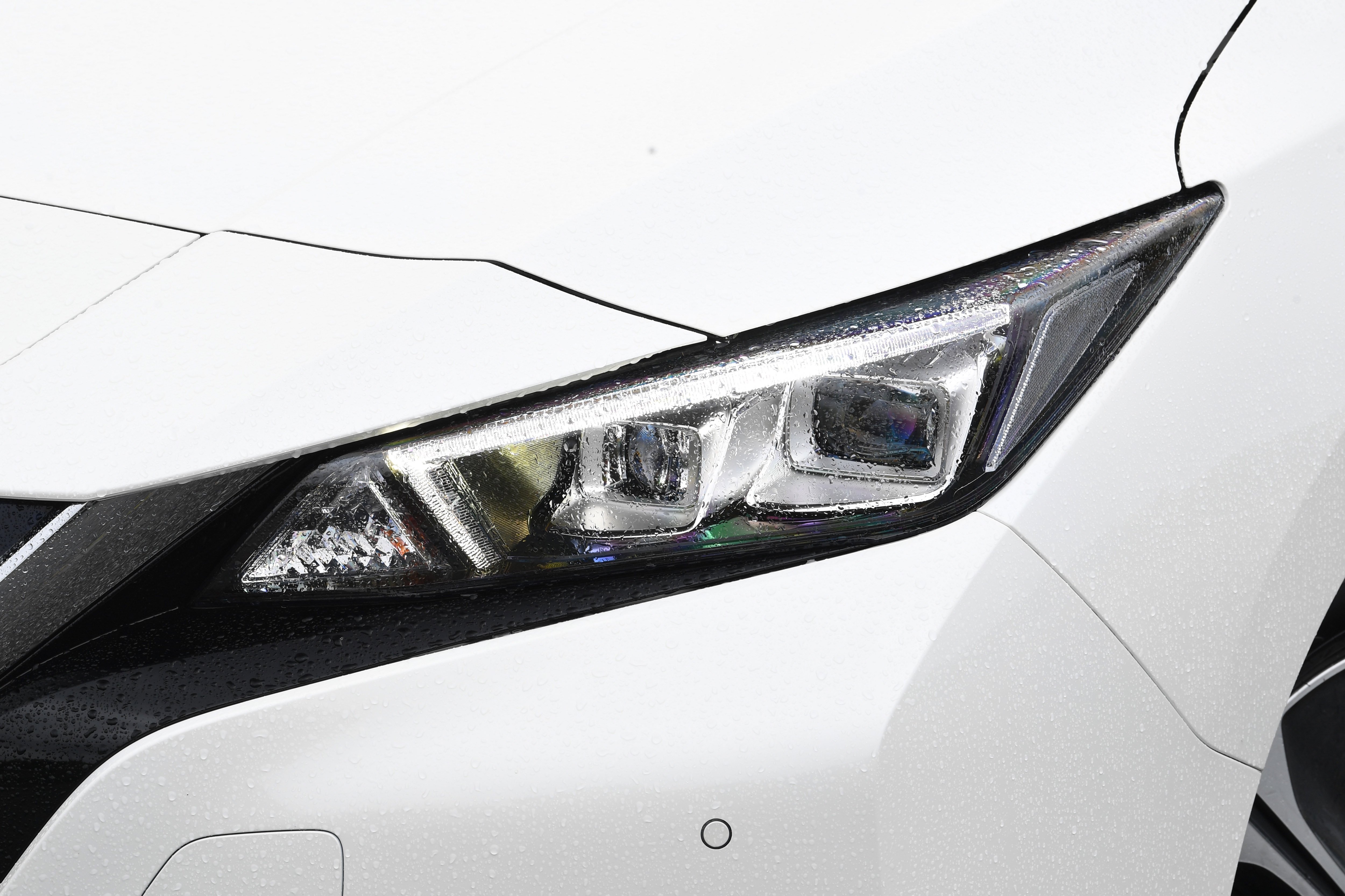 Nissan Leaf headlight