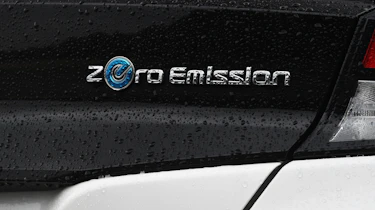 Nissan Leaf badge