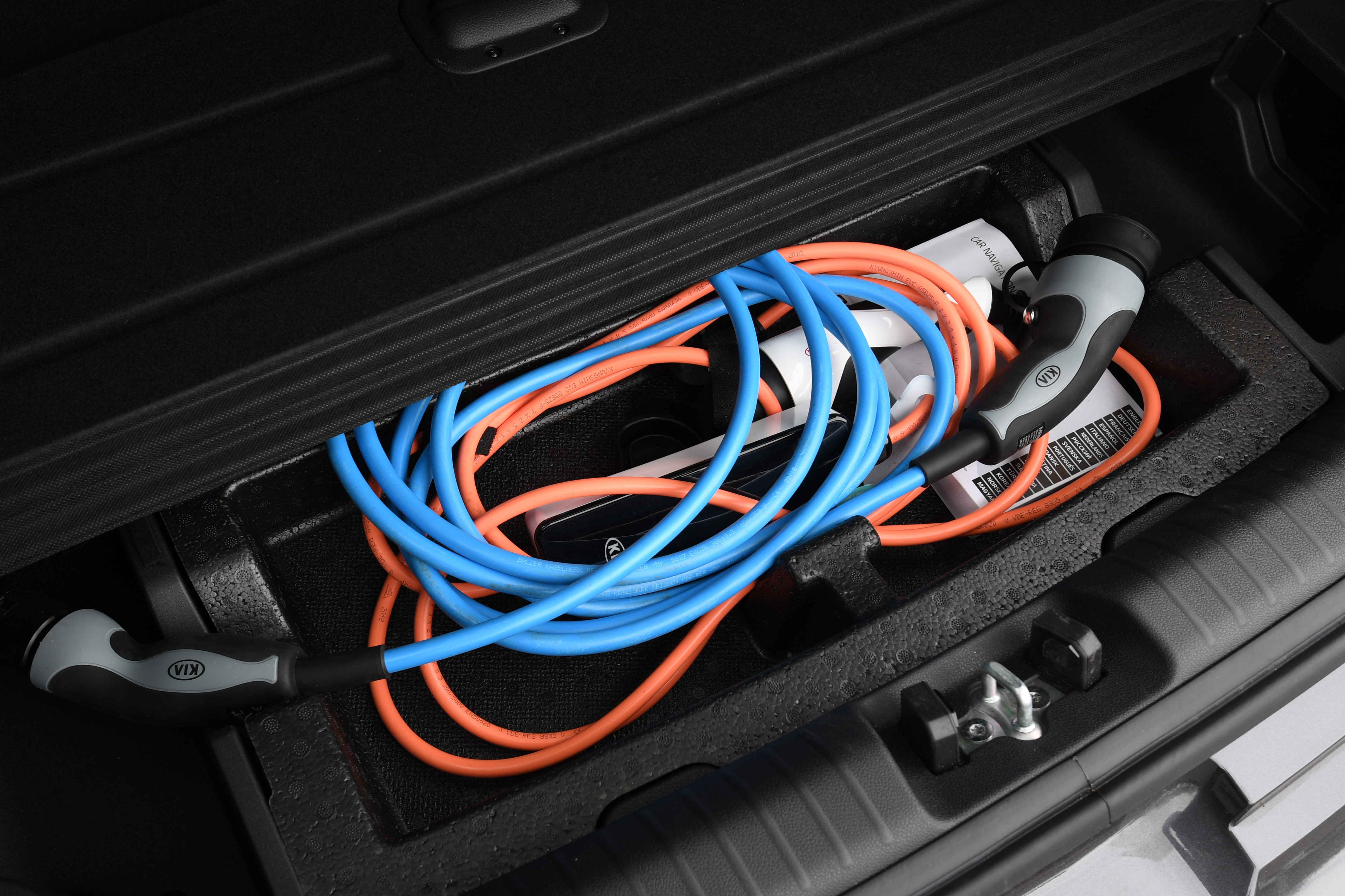 Kia e-Niro cable