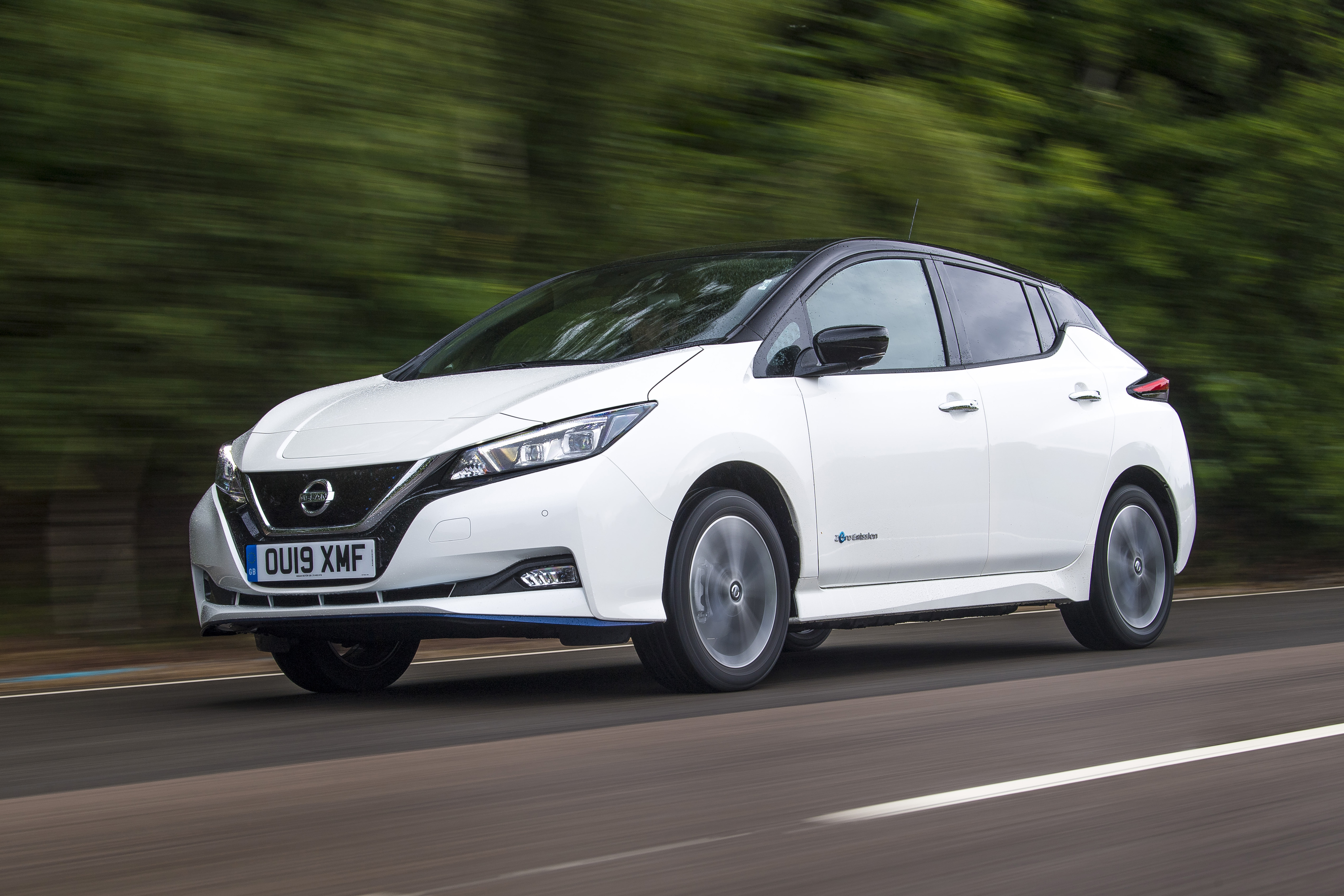 Nissan Leaf front tracking