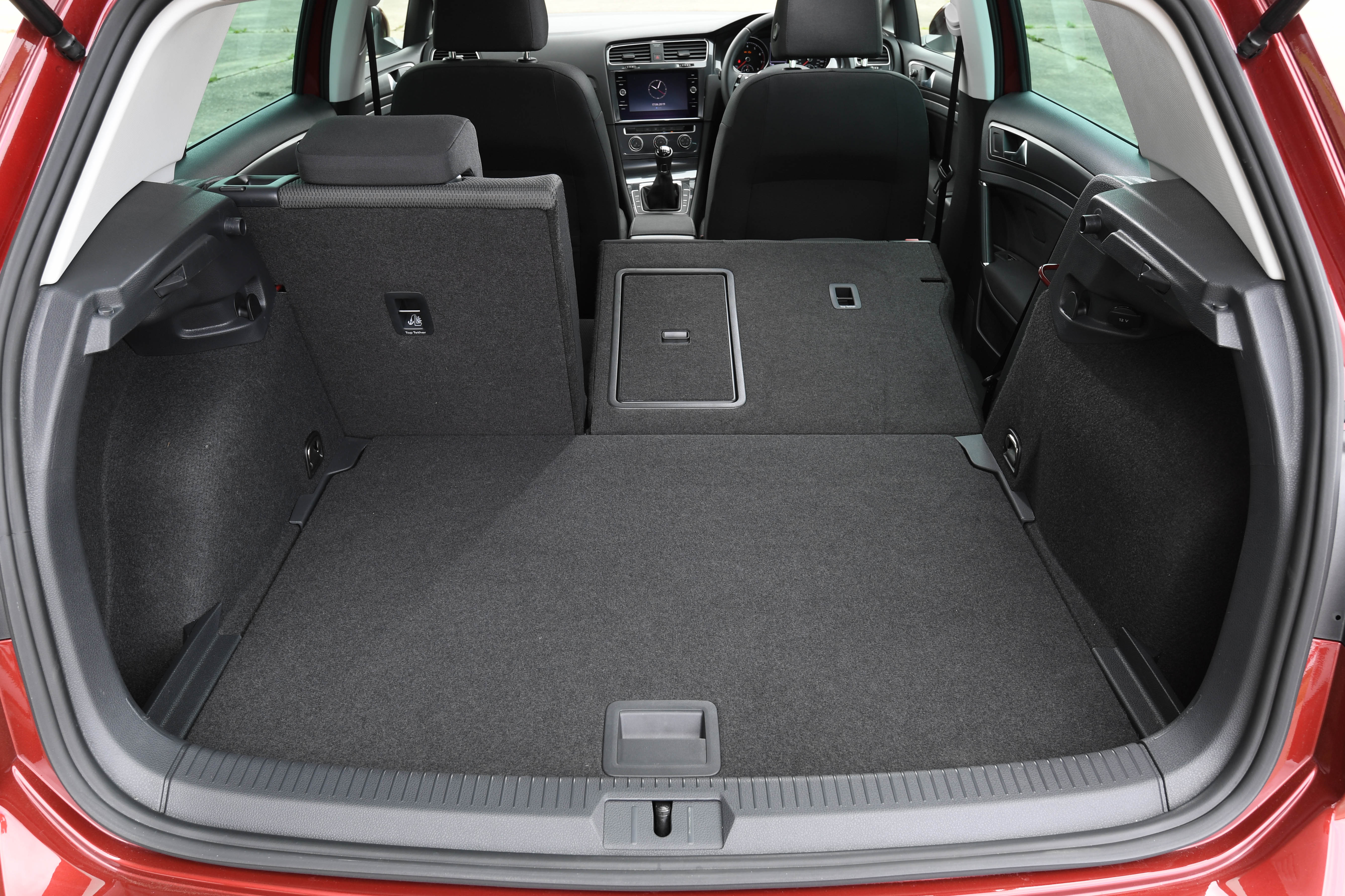 VW Golf boot