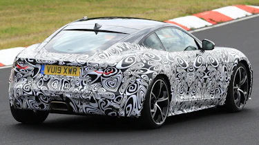 Jaguar F-Type - spied - rear cornering