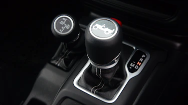 Jeep Wrangler gearbox