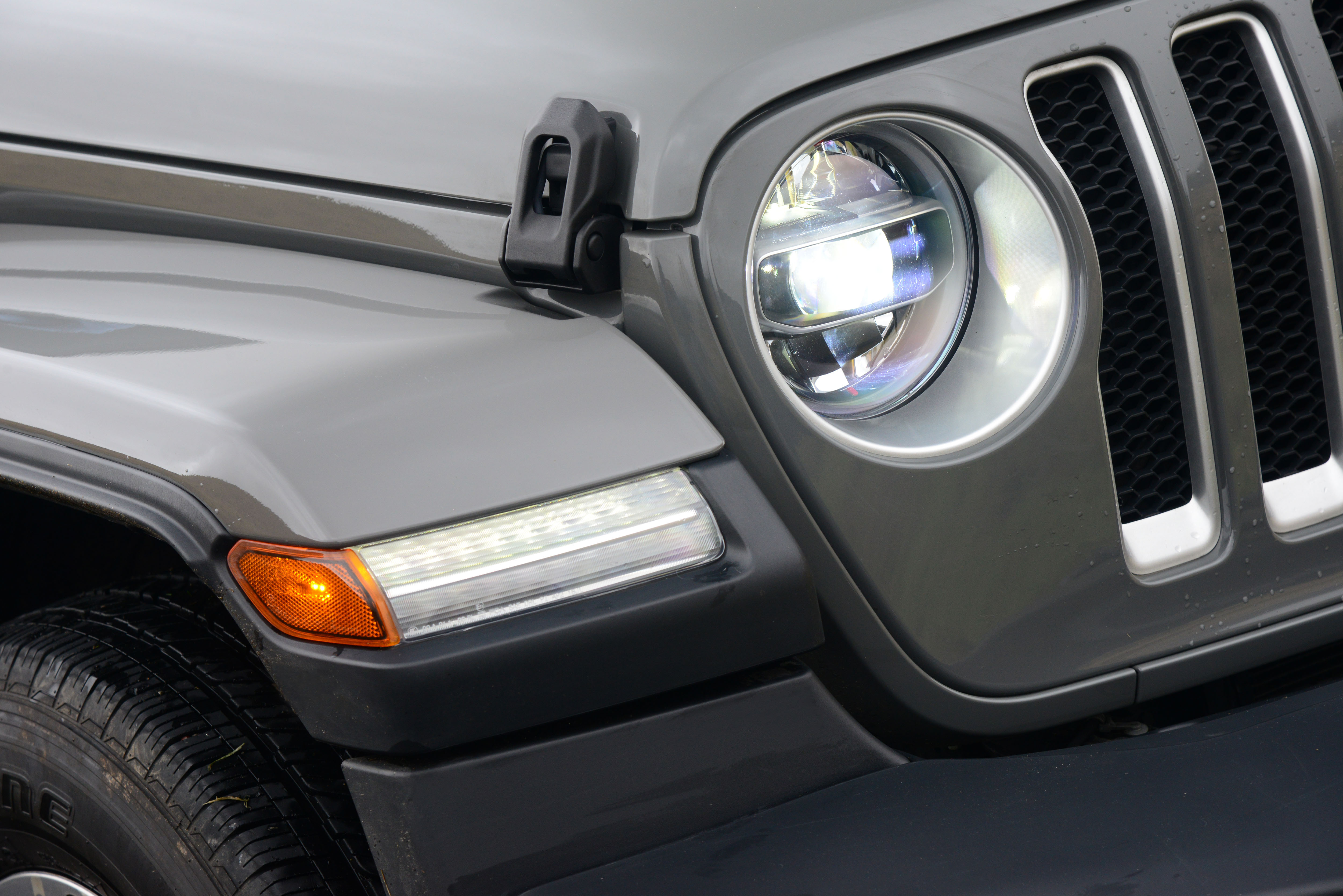 Jeep Wrangler front detail