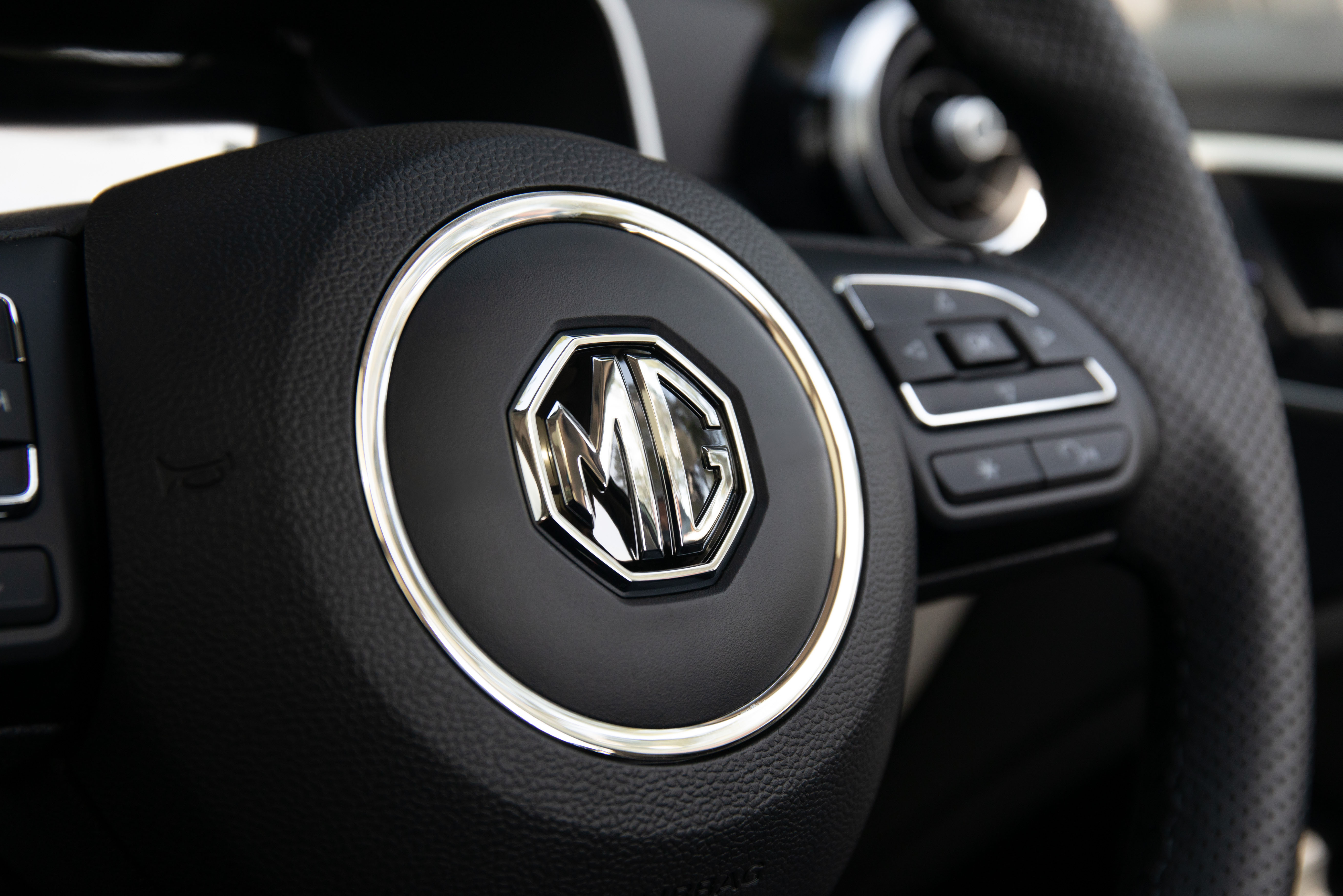 MG ZS EV steering wheel