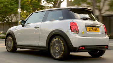 MINI Electric - rear 3/4 tracking