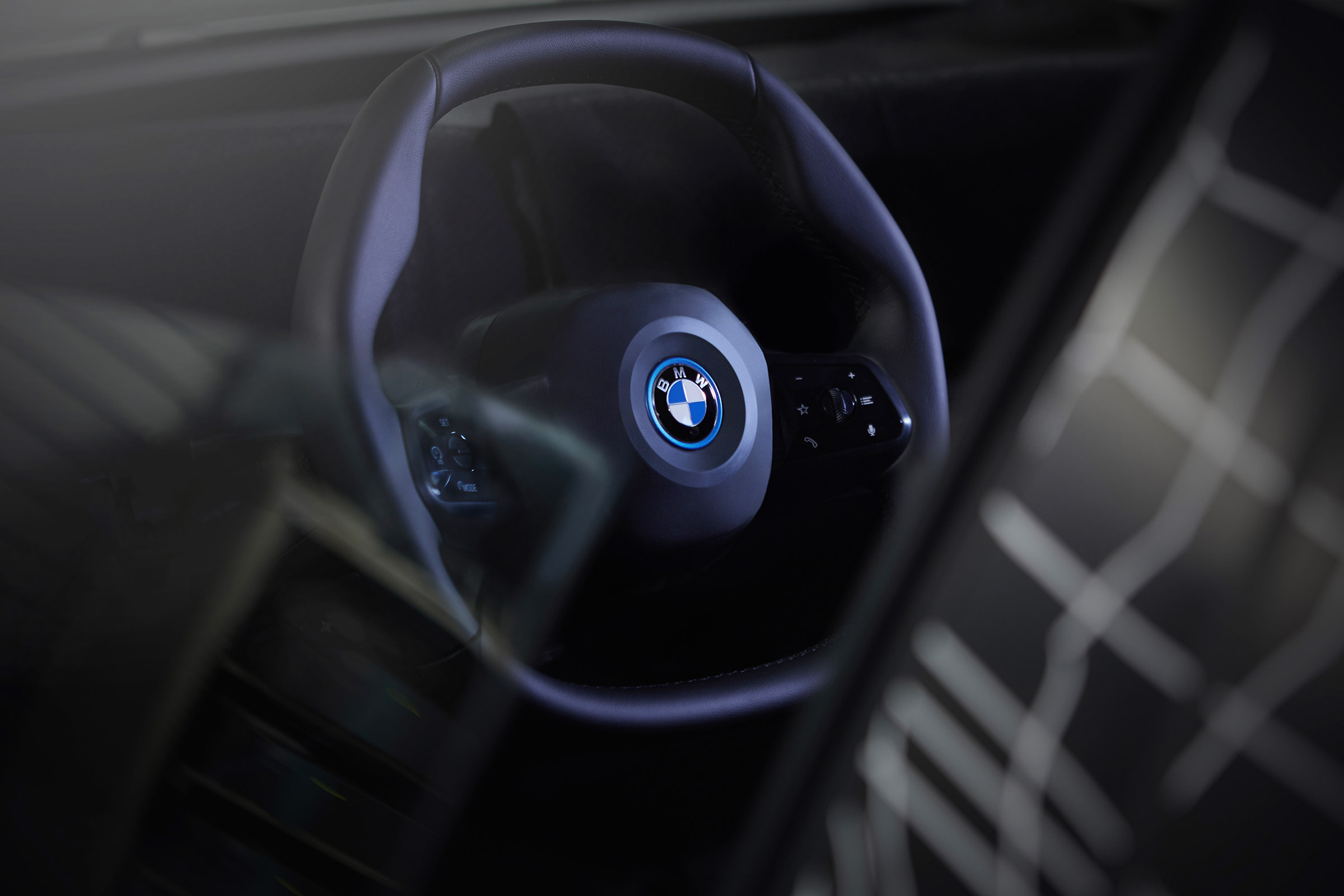 BMW iNEXT steering wheel teaser