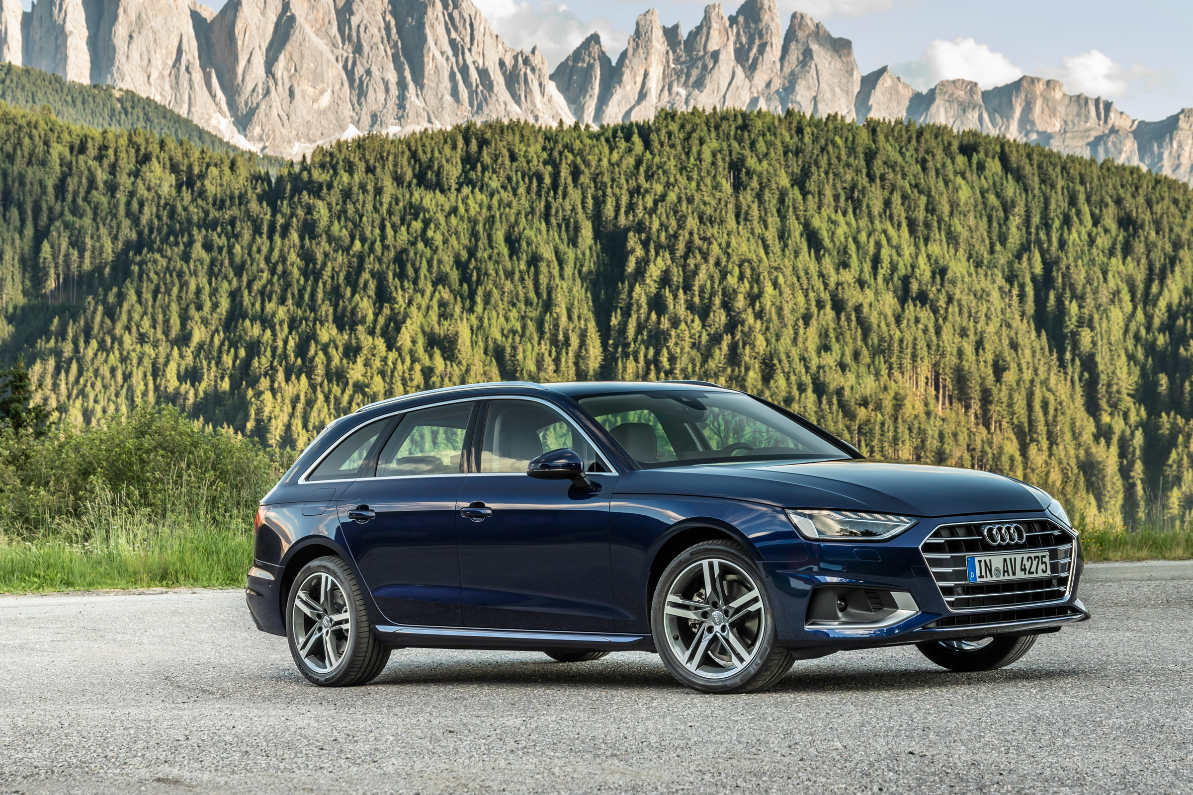 Audi A4 Avant 2019 front static