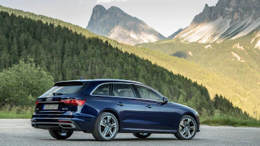 Audi A4 Avant 2019 rear static