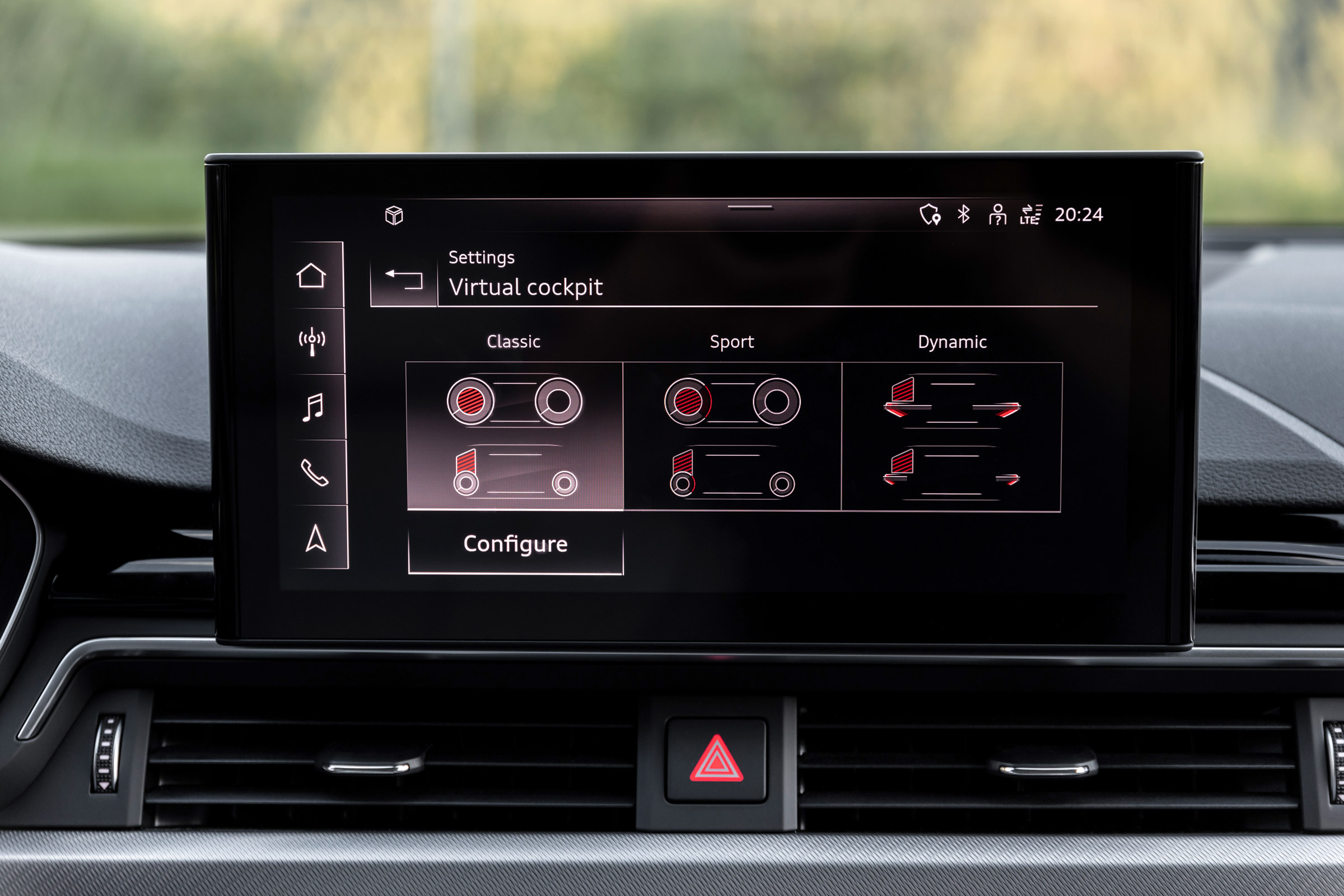 Audi A4 Avant 2019 screen