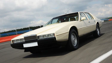 Aston Martin Lagonda - front action