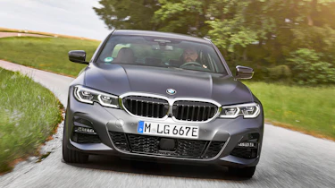 BMW 330e - full front