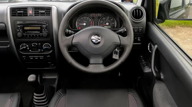 Used Suzuki Jimny - dash