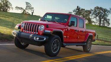 Jeep Gladiator - front action