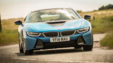 Used BMW i8 - front cornering
