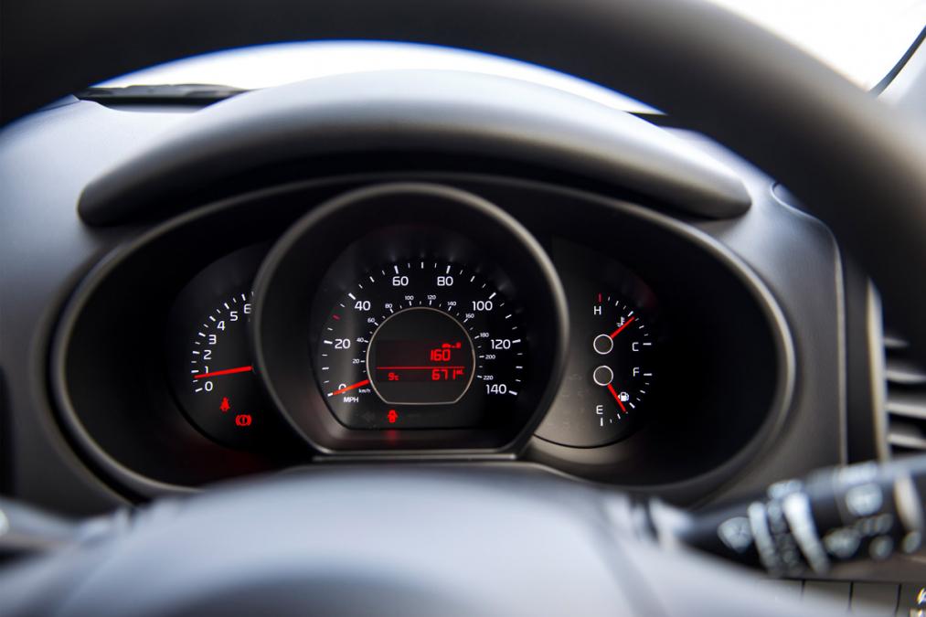 Used Kia Soul - dials