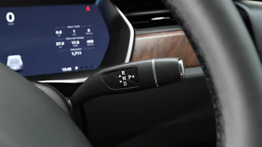 Tesla Model S Long Range - transmission
