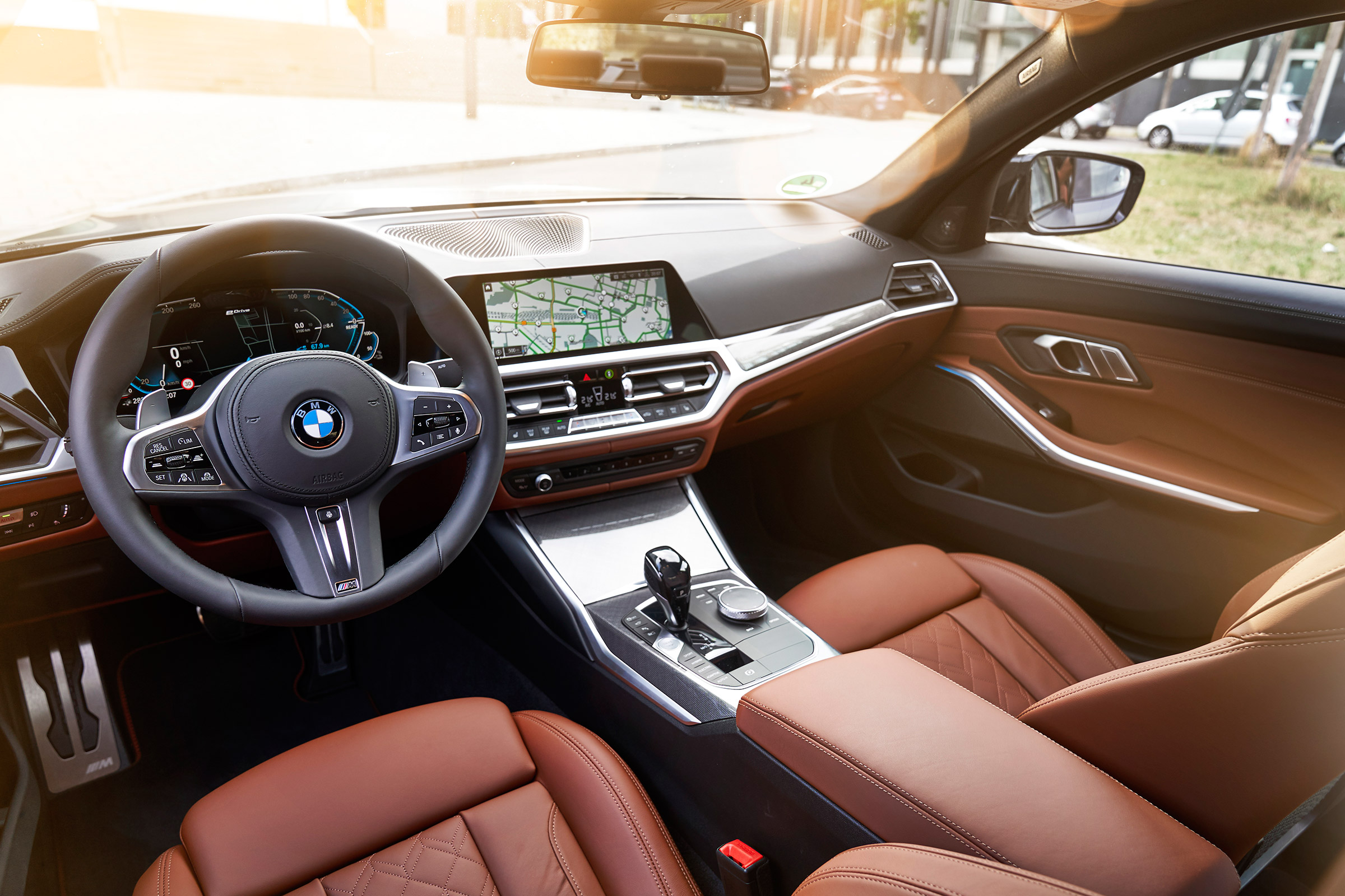 BMW 330e - cabin