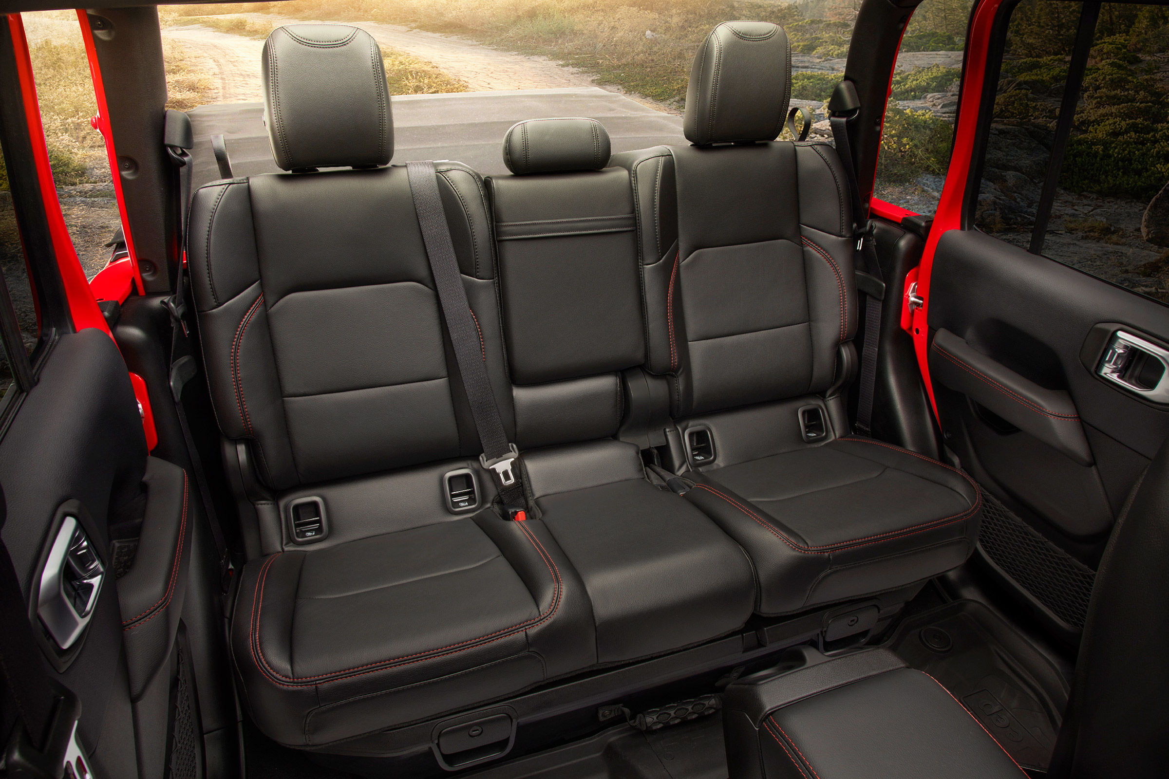 Jeep Gladiator - rear seats