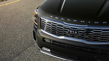 Kia Telluride - front