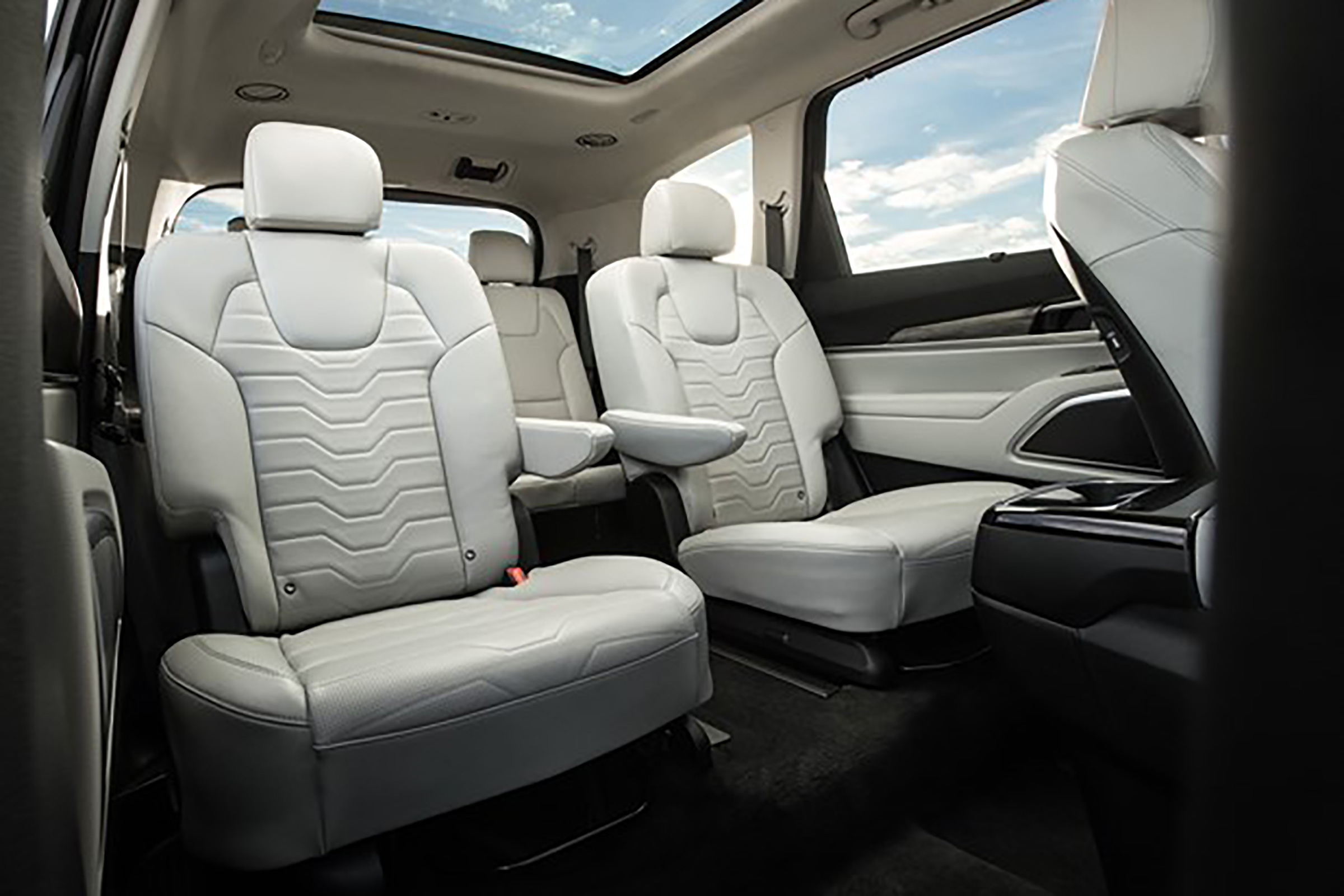 Kia Telluride - middle row