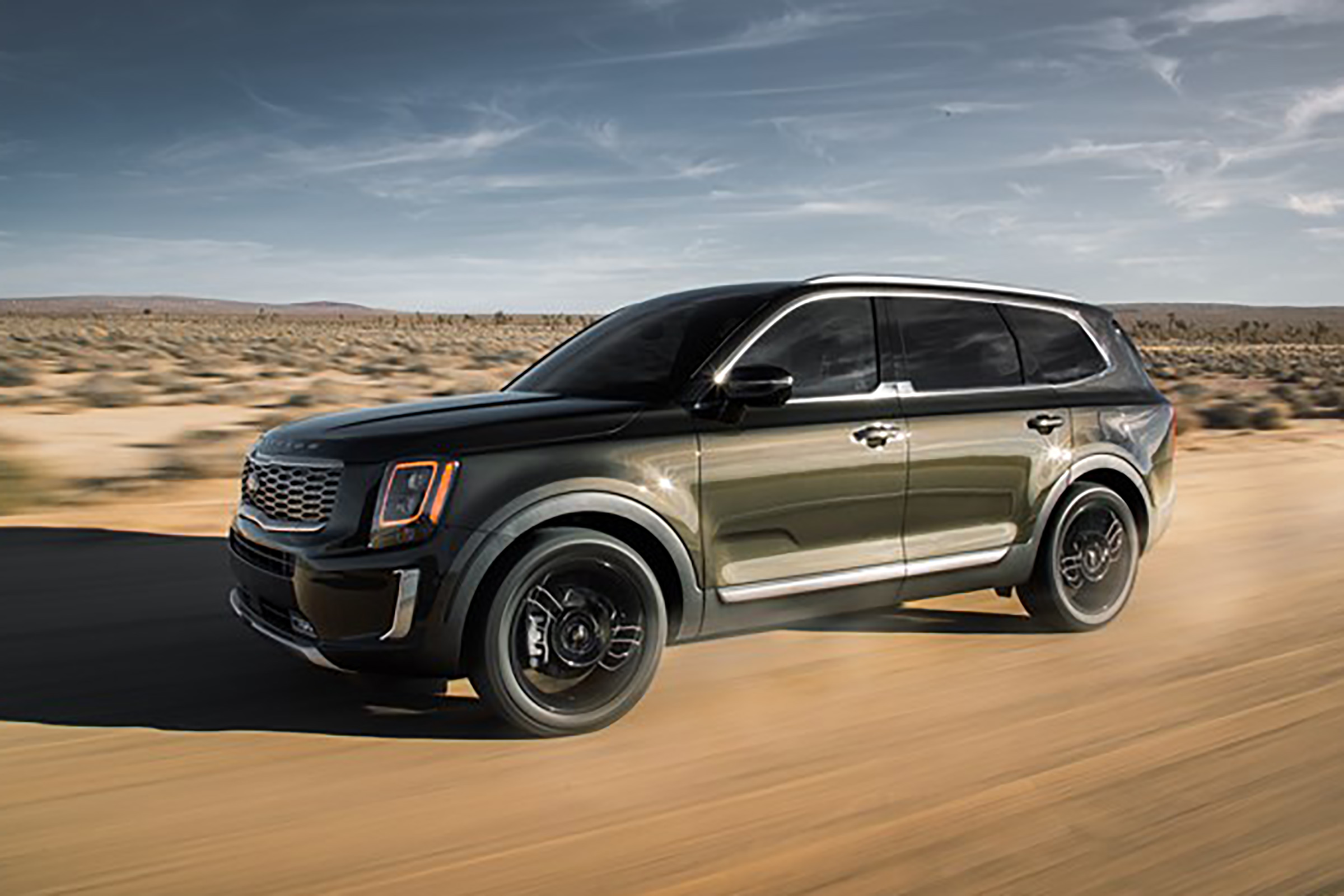 Kia Telluride - front tracking