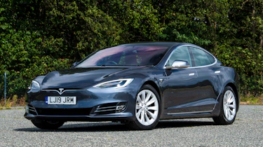 Tesla Model S Long Range - front static