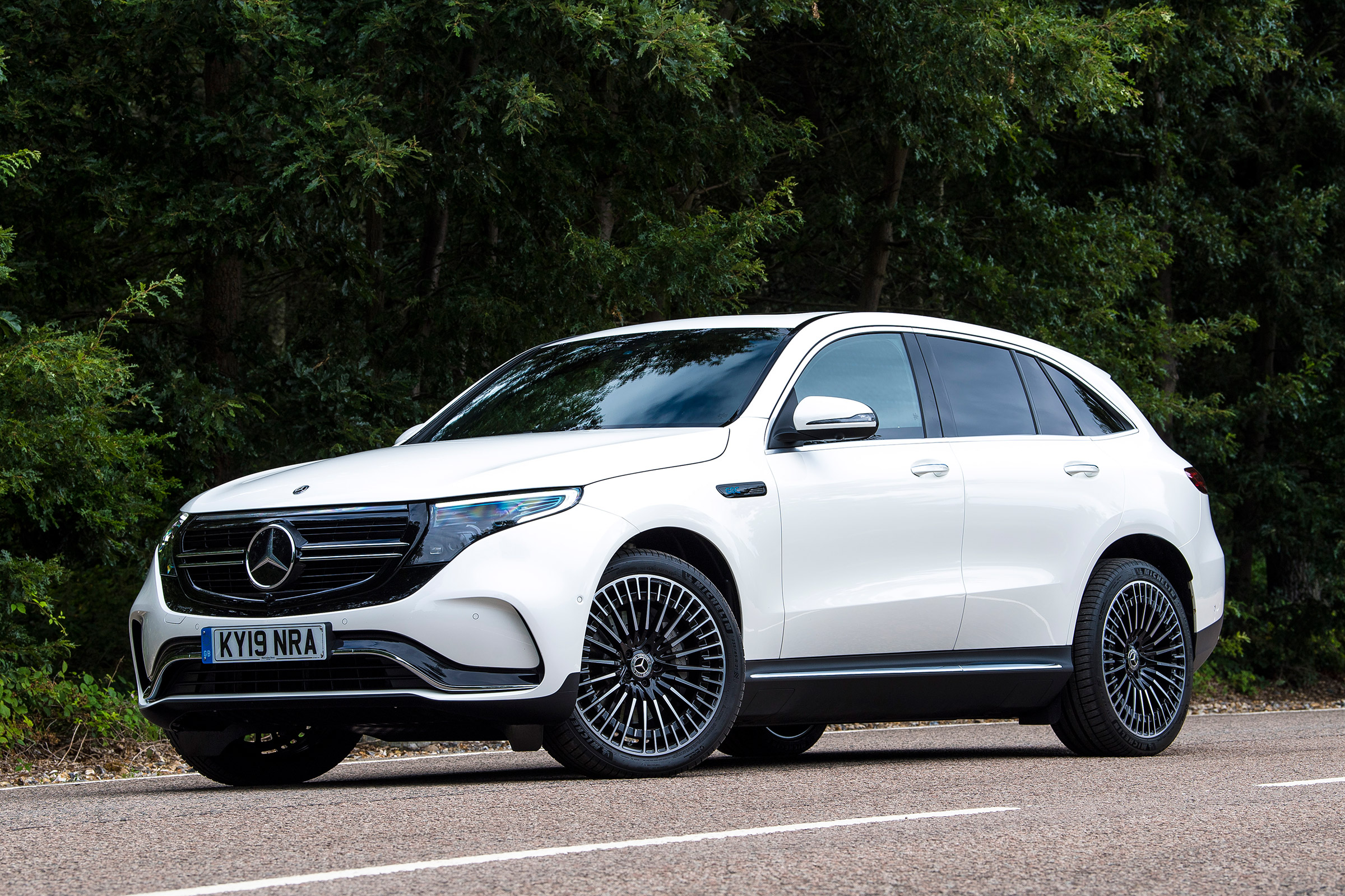 Mercedes EQC - front static